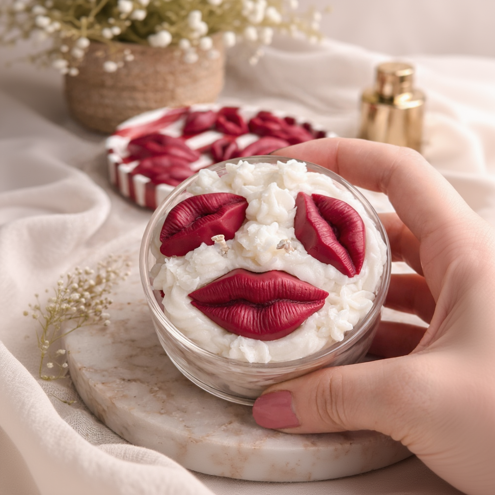 Red Velvet Lips Kerze